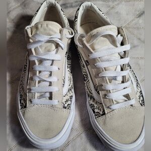 Vans Old Skool Bandana Sneakers Skate Men 7 Women 7.5 White Black Skull